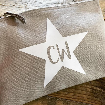 STAR & INITIAL MAKEUP BAG